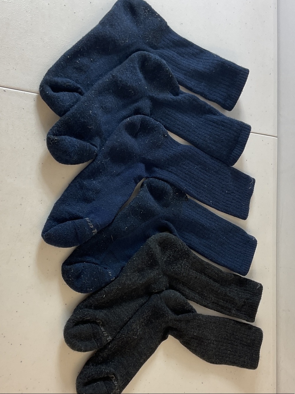 Men's Darn tough 3 pair cushioned Crew Socks - Navy & Black